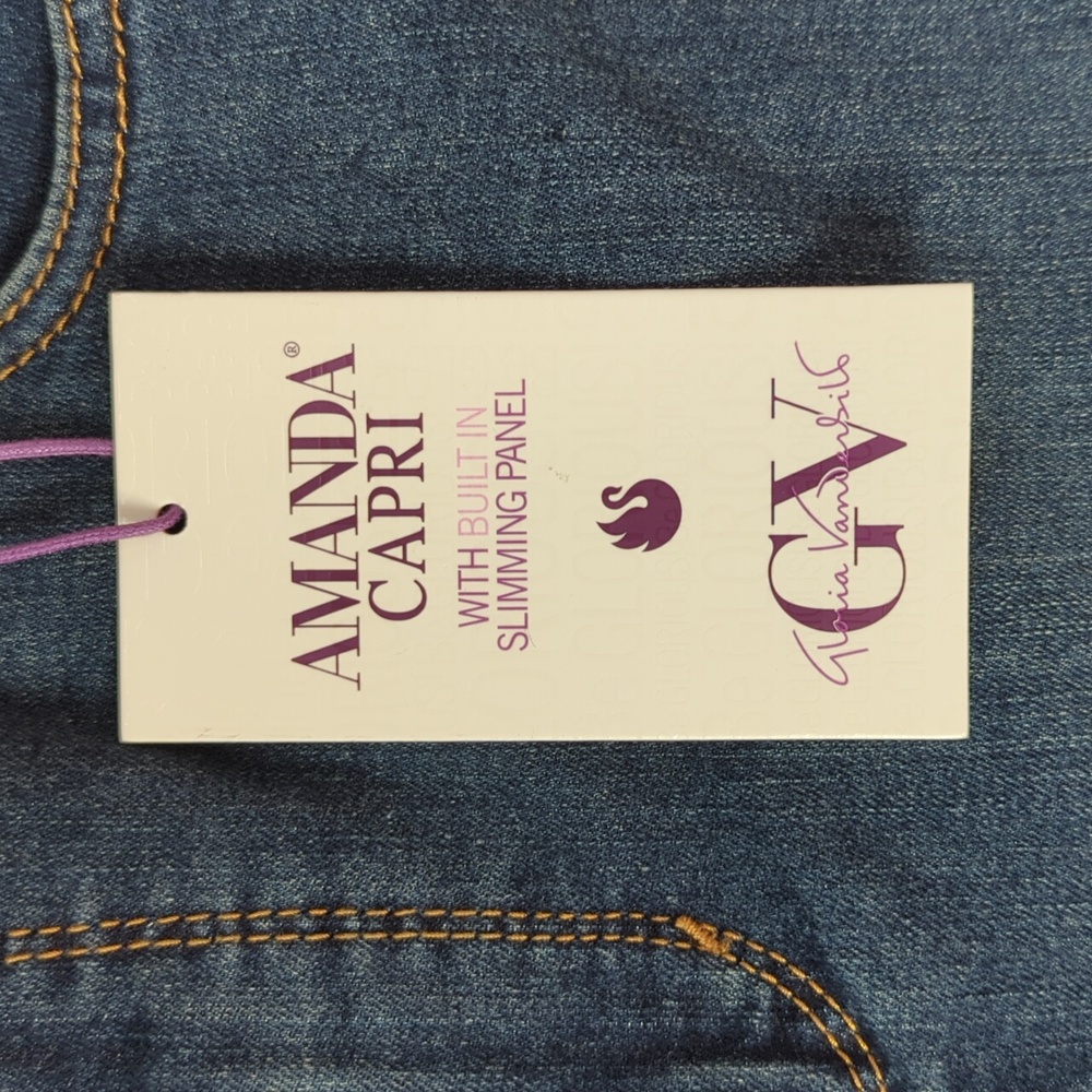 NWT Gloria Vanderbilt Amanda Slimming Effect Capri Denim Jeans 8 Blue Pockets - Picture 6 of 16